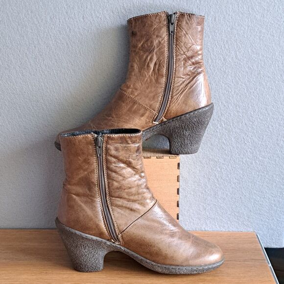 Camper Women’s Brown Leather Ankle Boots Sz 37 Block Heel Crepe Sole Booties - Picture 5 of 14